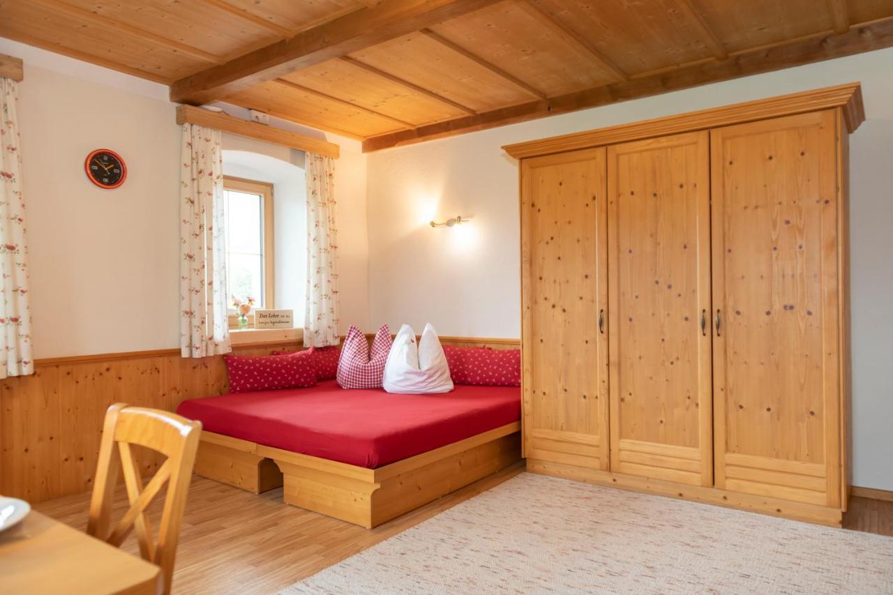 Hartlhof Urlaub Am Baby- Und Kinderbauernhof Niederau Extérieur photo