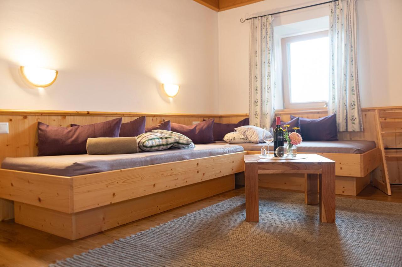 Hartlhof Urlaub Am Baby- Und Kinderbauernhof Niederau Extérieur photo